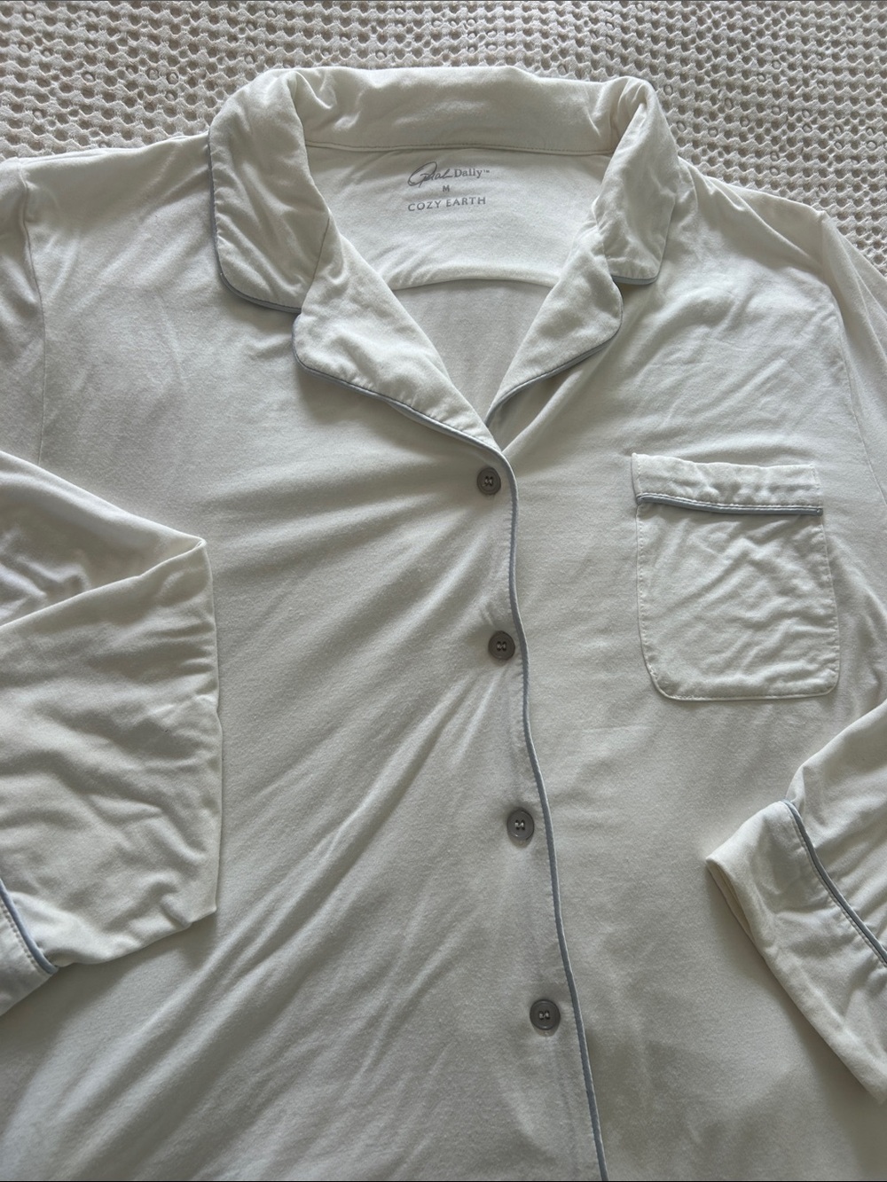 Cozy Earth Women's Long Sleeve Pajama set - Light Cream with Contrast Piping